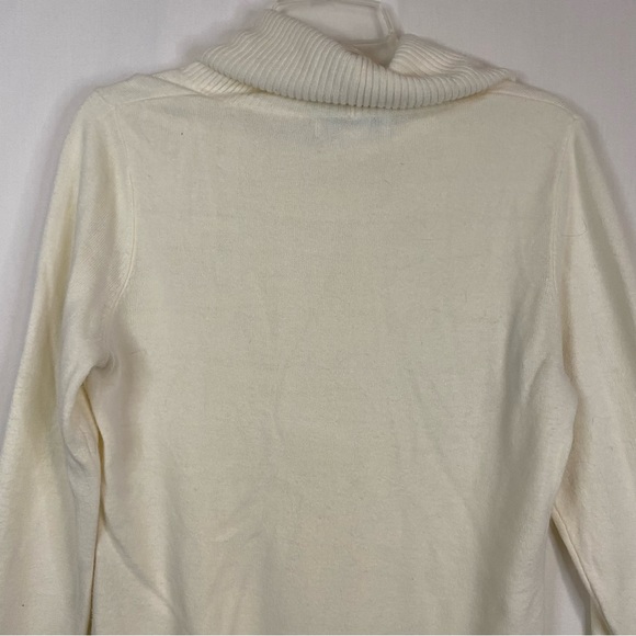 CAROLYN TAYLOR Off White Cream Turtleneck Sweater 100% Acrylic Size Medium - Picture 5 of 10